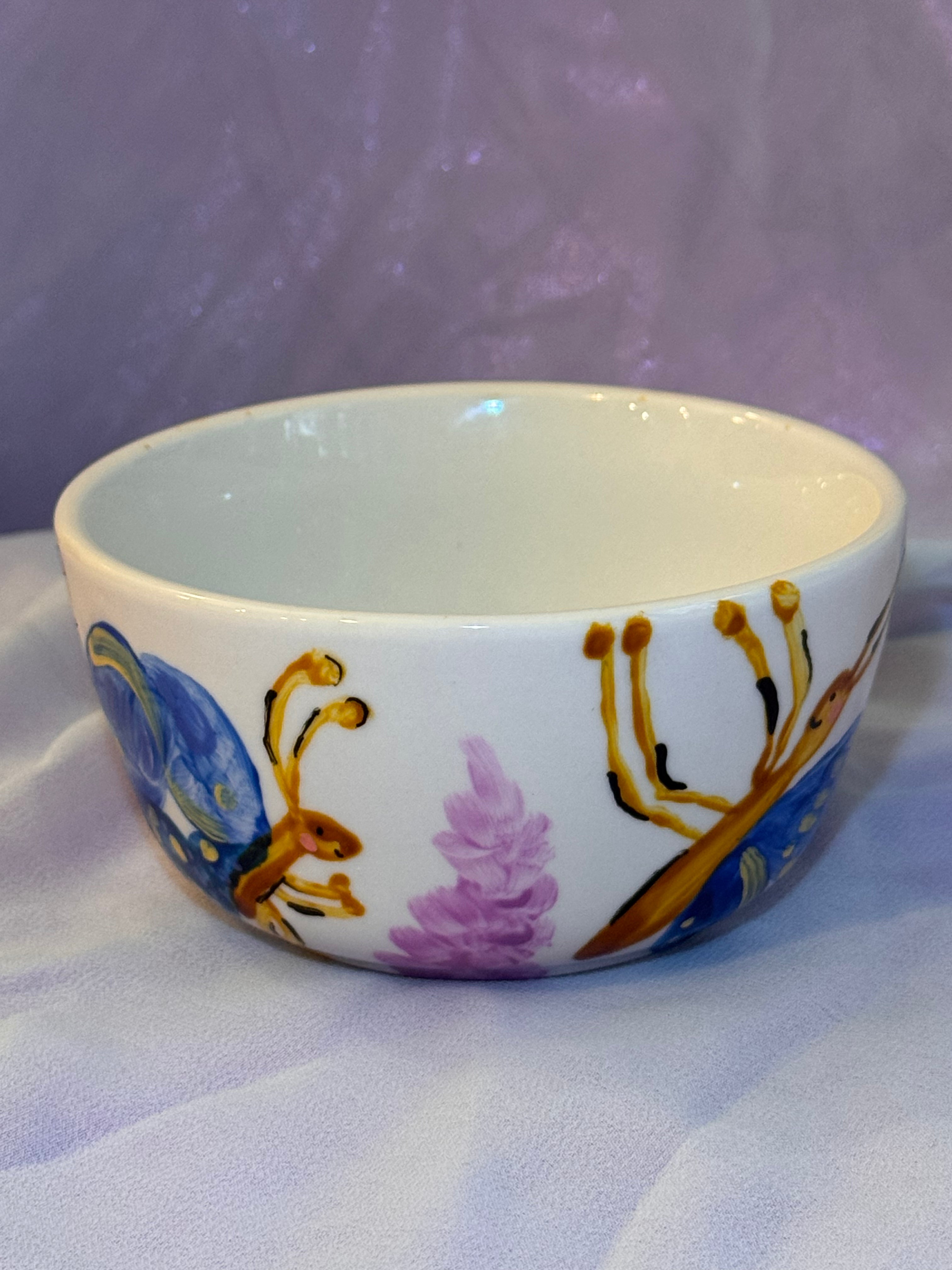 Feeling butterflies in the stomach Tiny Bowls